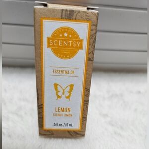 Scentsy Lemon Essential Oil